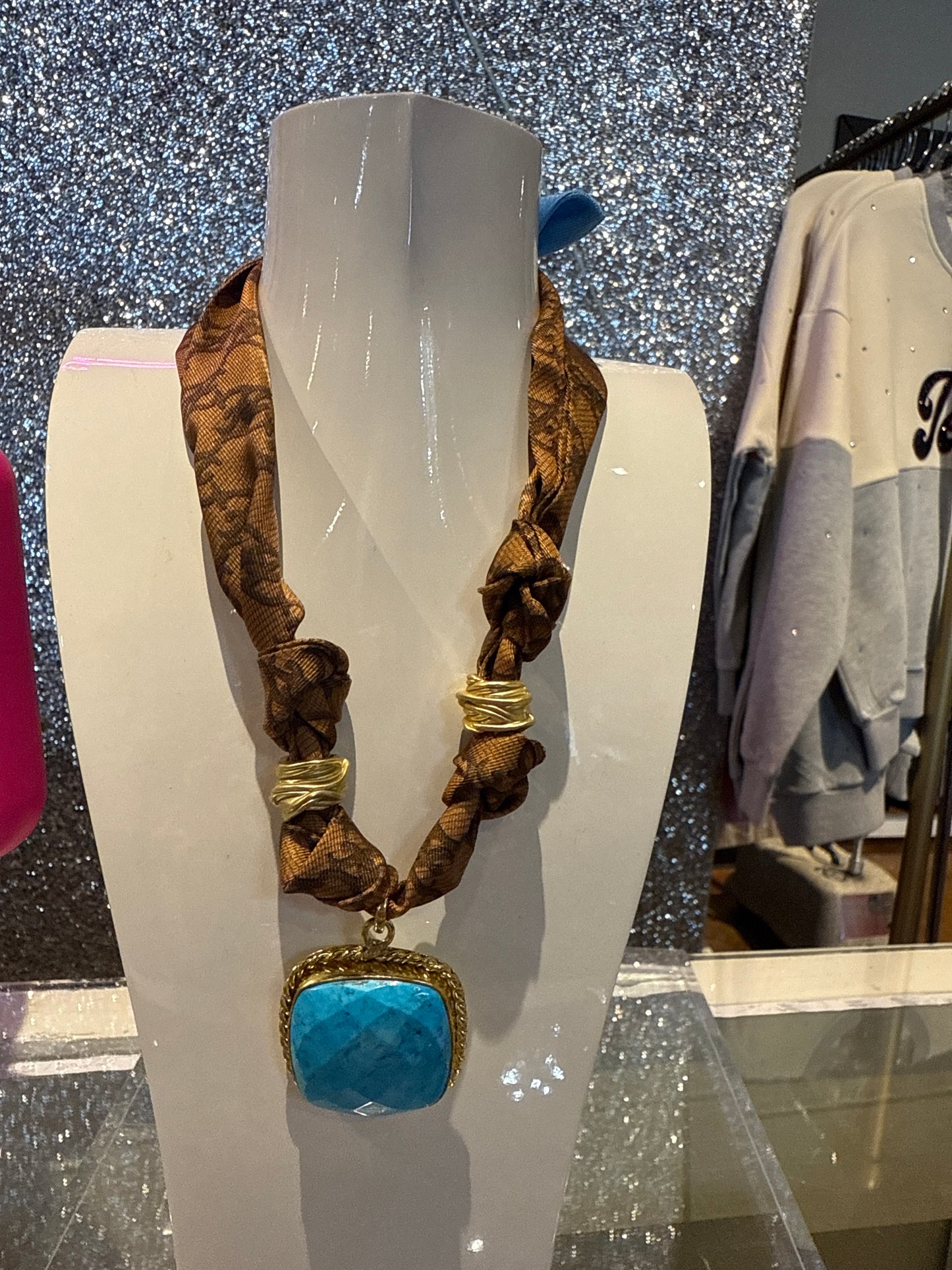 Scarf necklace