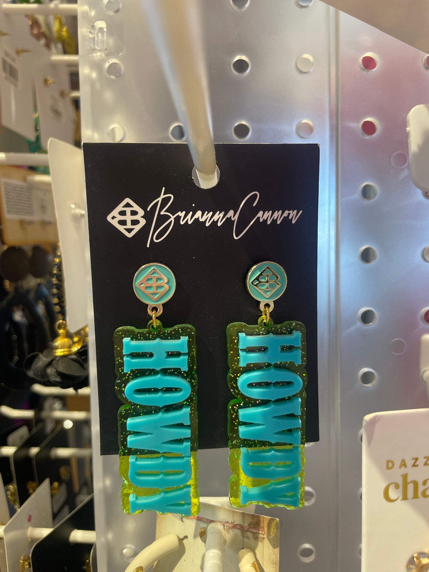 GLITTERY HOWDY EARRING