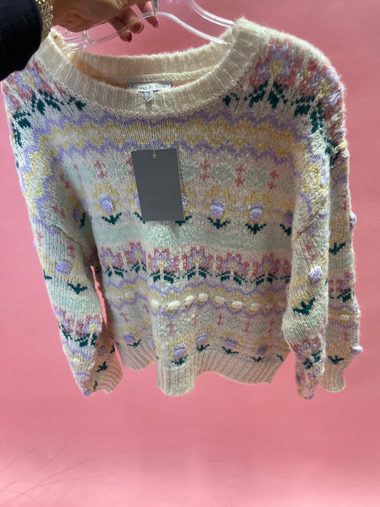 CREAM FLORAL KNIT SWEATER