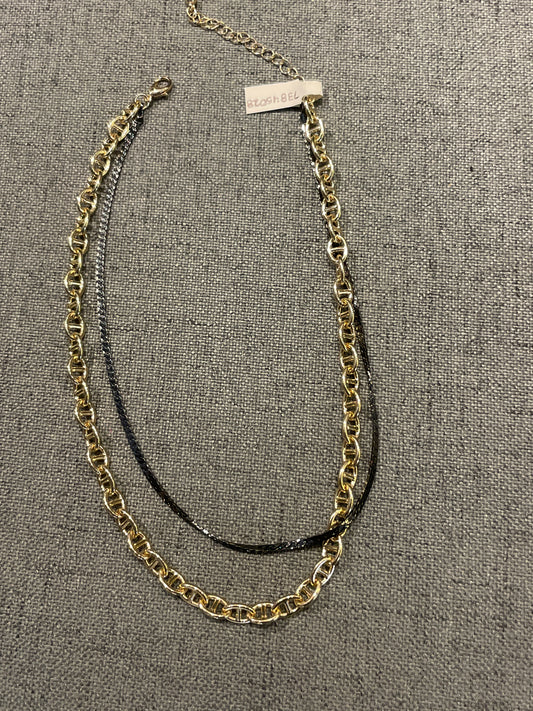 BLACK/GOLD LAYERED CHAIN