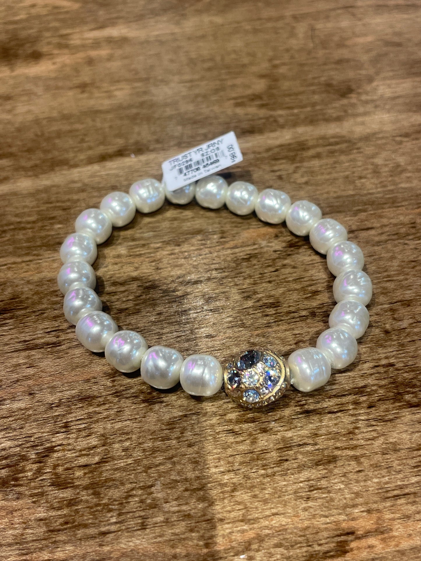 pearl bracelet