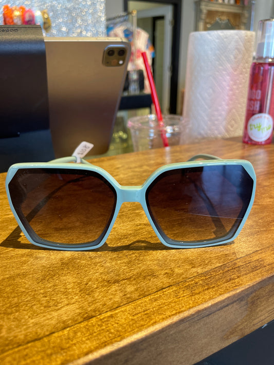 PRESLEY SUNGLASSES