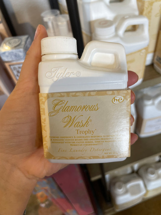 TROPHY GLAMOROUS WASH
