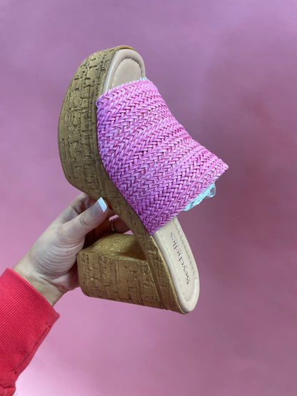 Applause Chunky Woven Heel