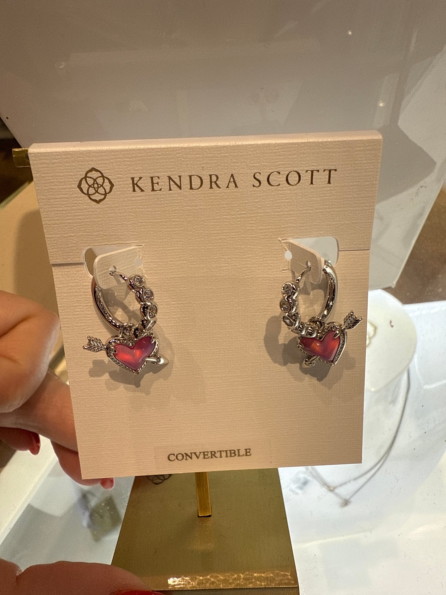 ARI HUGGIE EHART EARRING