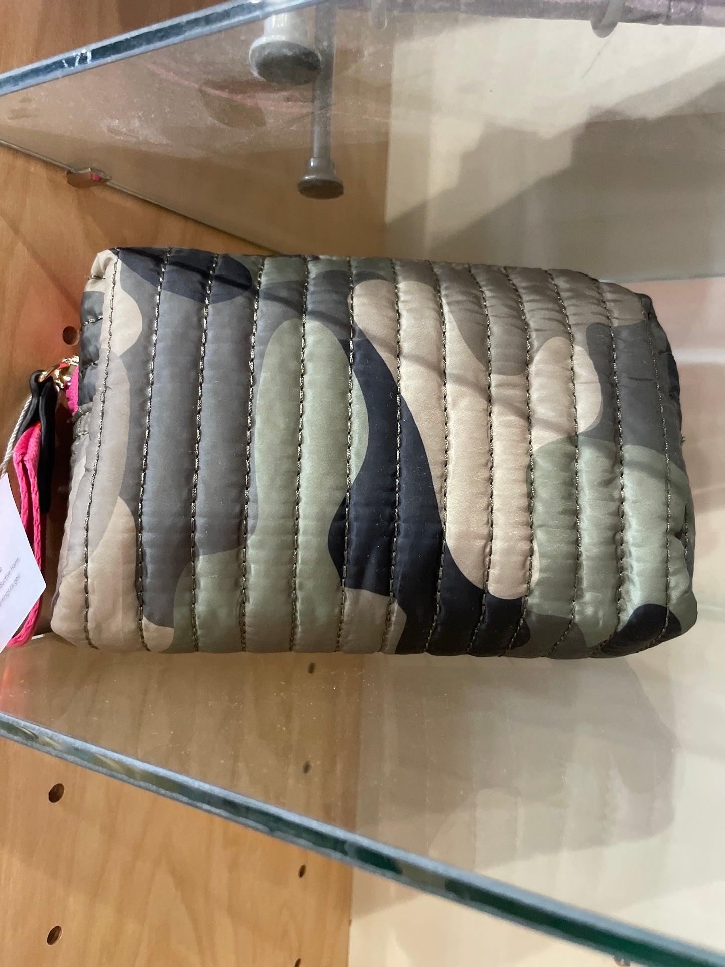 EZRA SMALL BOXY COSMETIC POUC