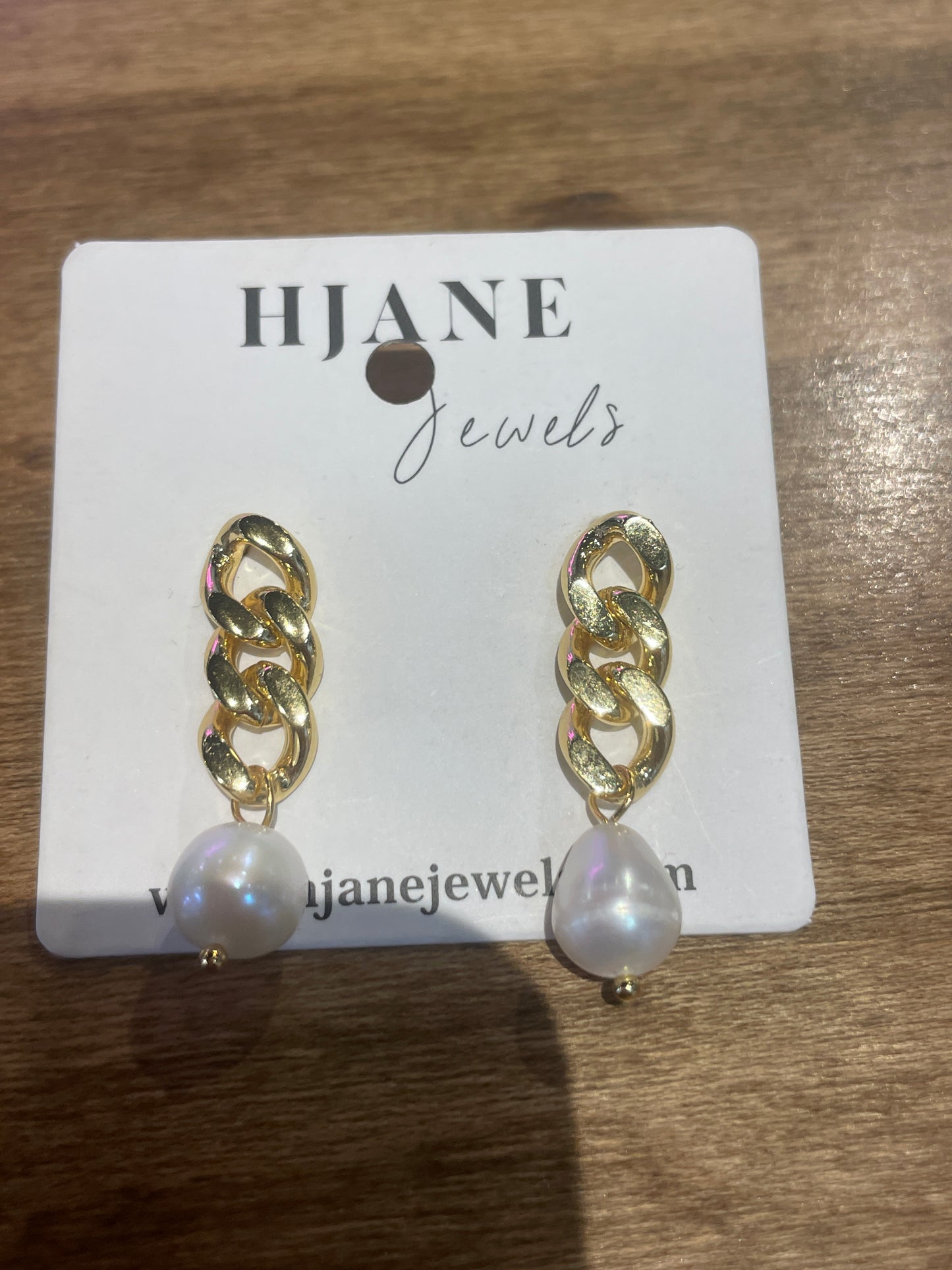 chain stud pearl earrings