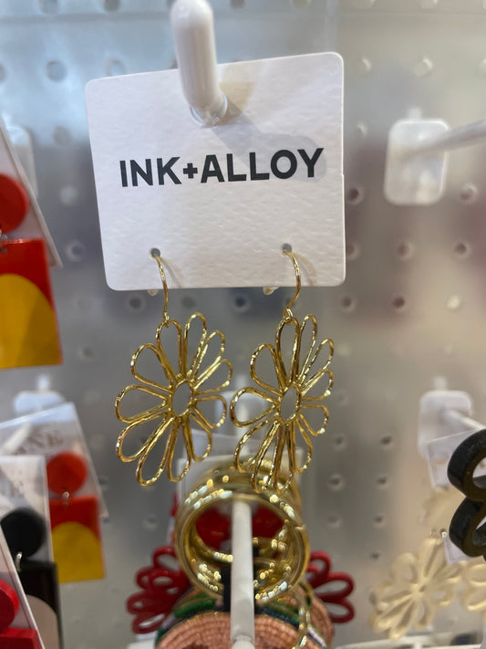 Stella Big Daisy Dangle Earrings