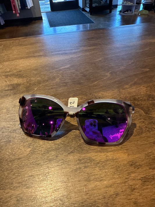 VERA SUNGLASSES