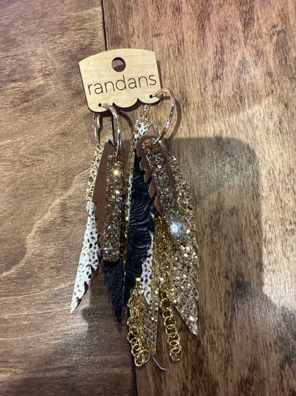 Feather detailed earrings