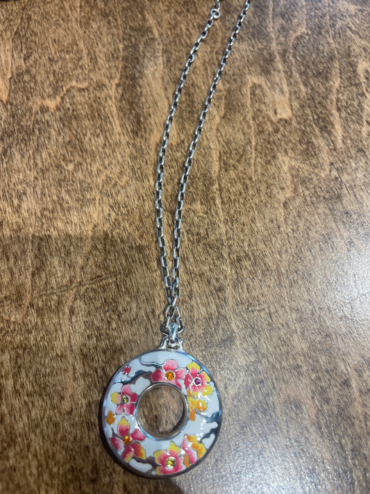 bloom necklace