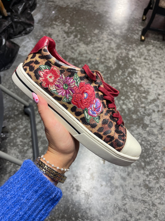 SPOTS LEOPARD SNEAKER