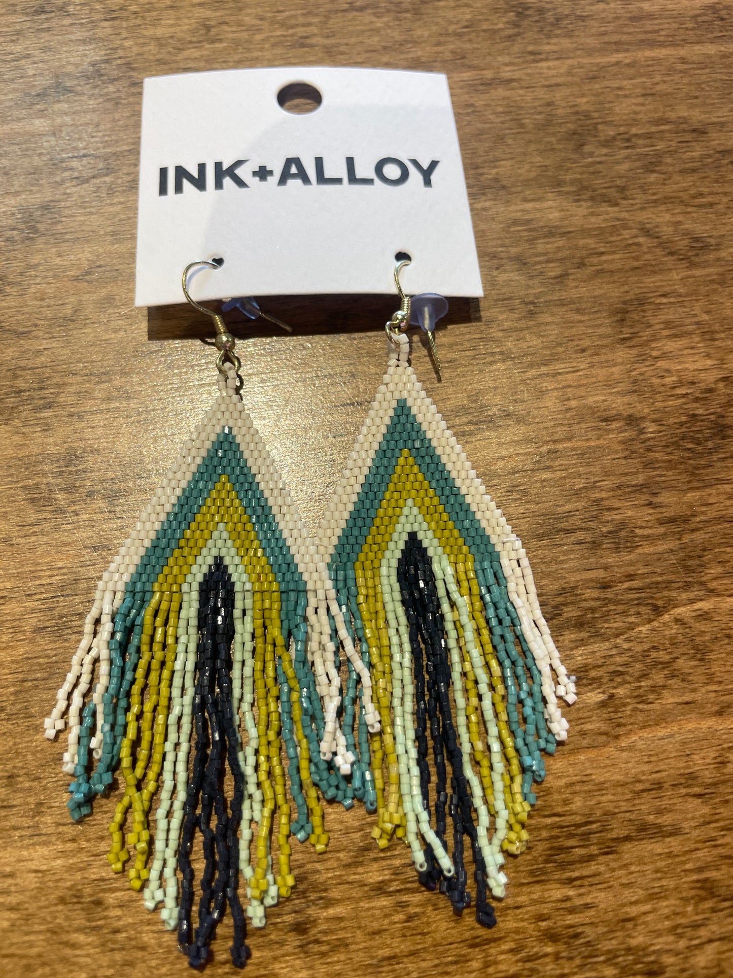 STRIPED TRIANGLE EARRING~2