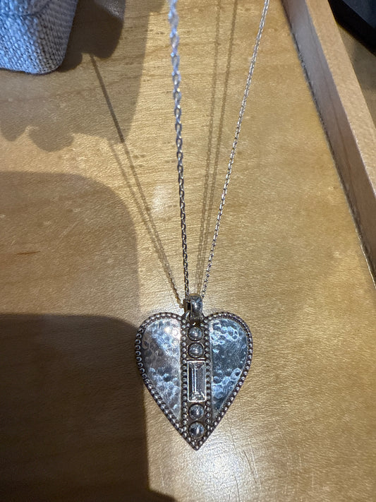 Pretty tough gem heart crystal necklace