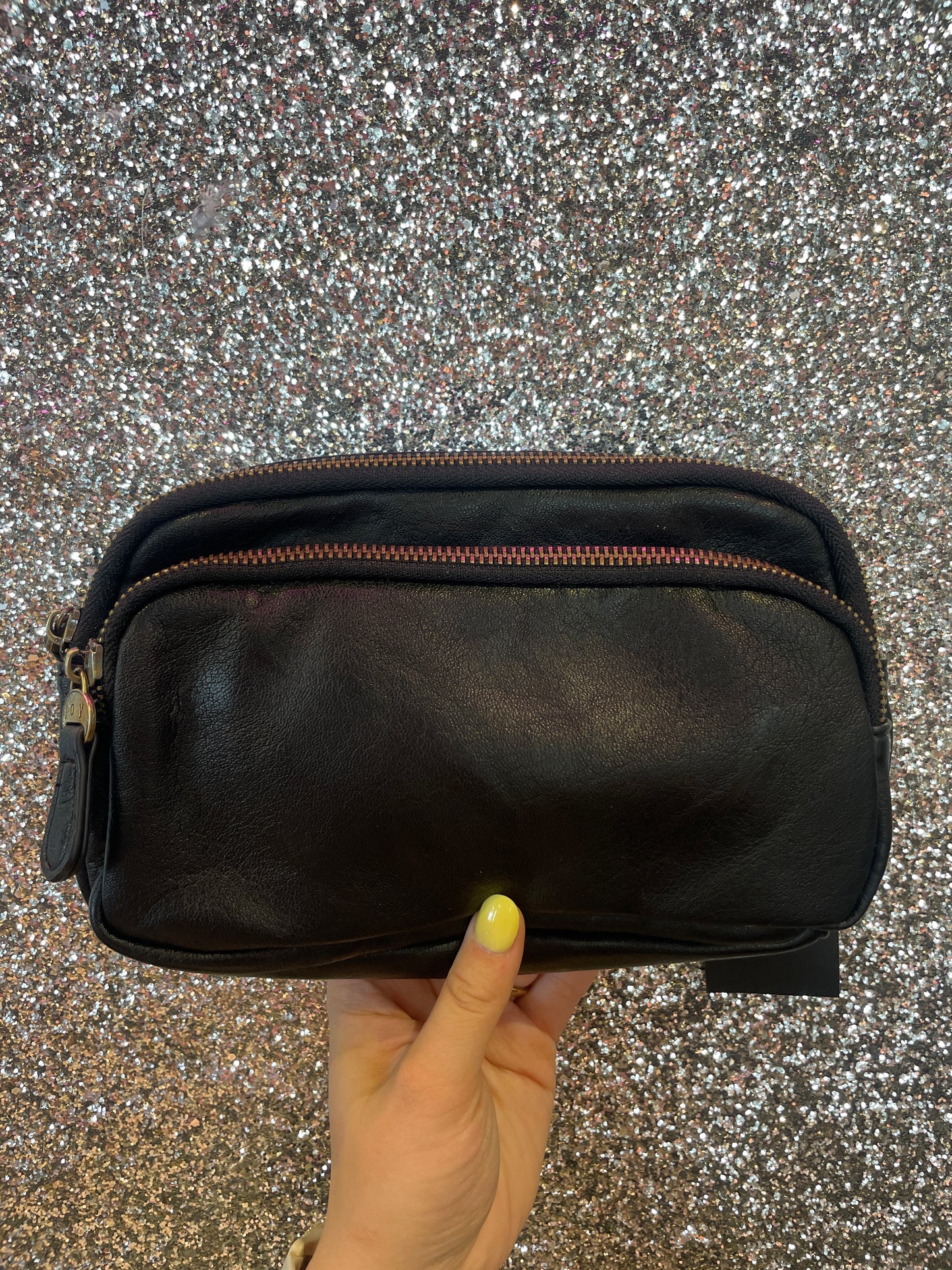 black kylie double zip sling/belt bag