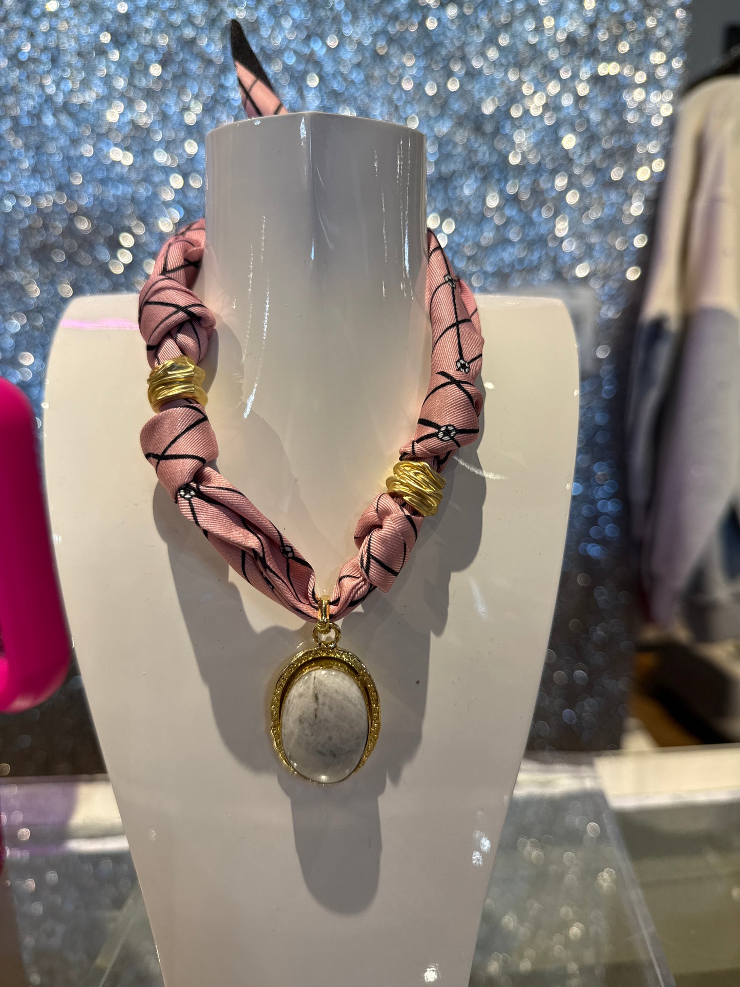 Scarf necklace