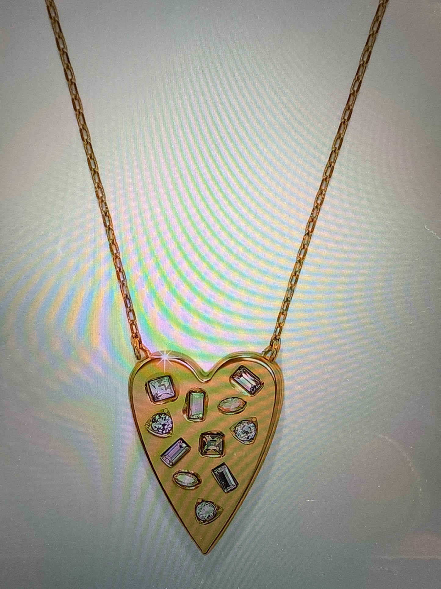 RADIANT GOLD NECKLACE
