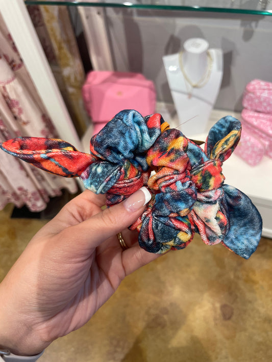velvet scrunchie foliage