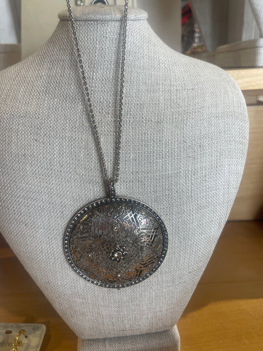 SAHURI CNV TASSEL NECKLACE