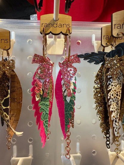 Feather detailed earrings
