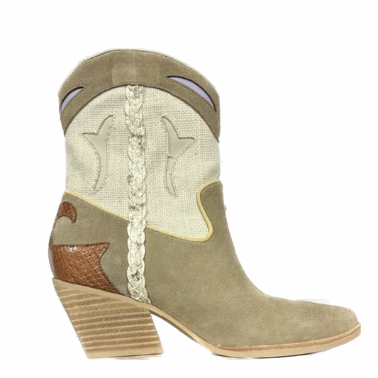 LORAL SUEDE BOOT