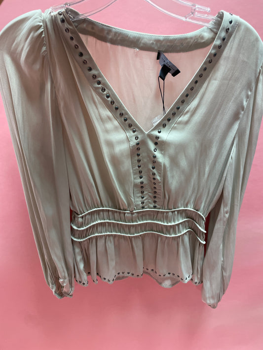 v neck grey top