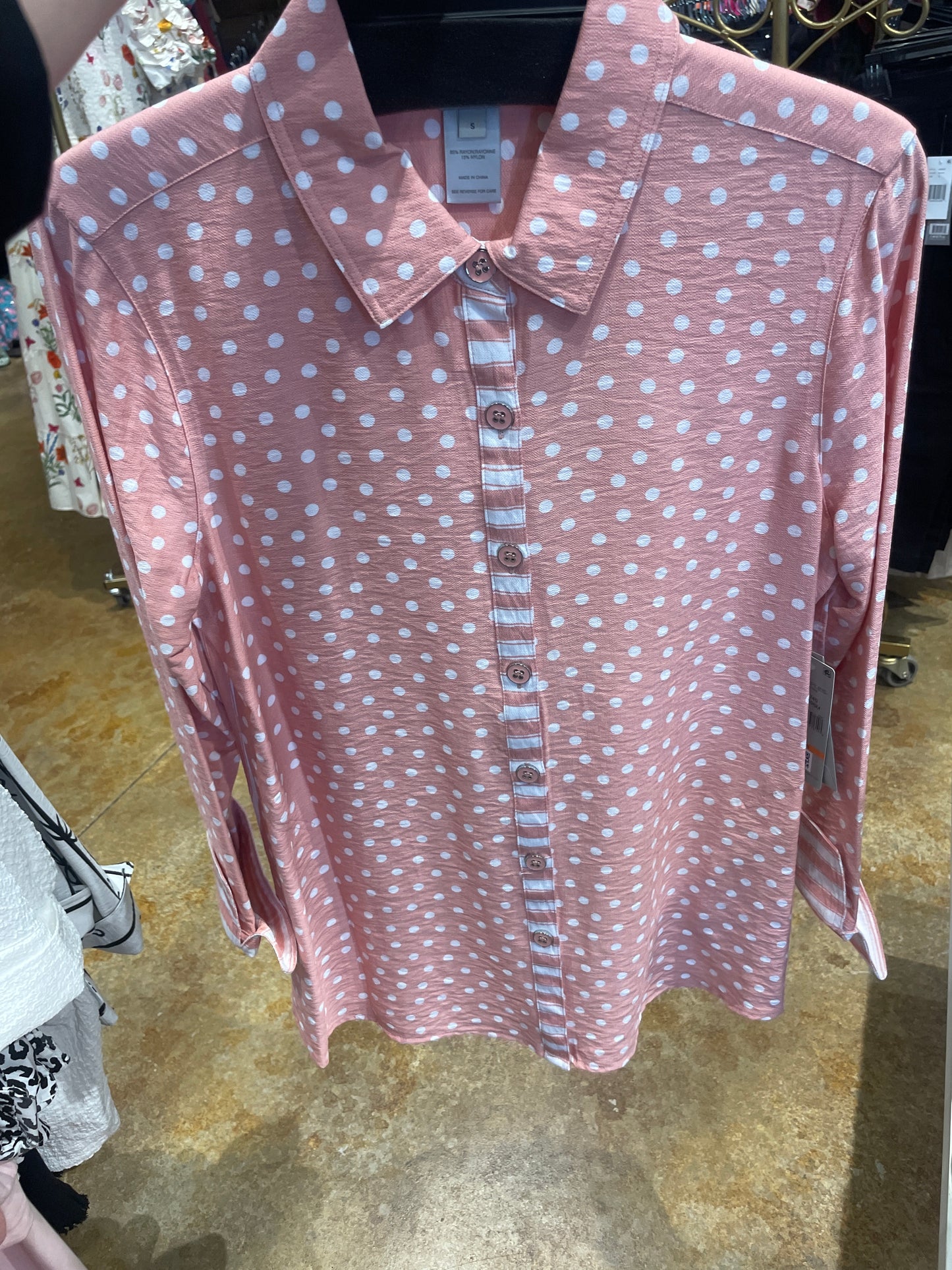 WHITE AND BLUSH PINK POLKA DOT TOP