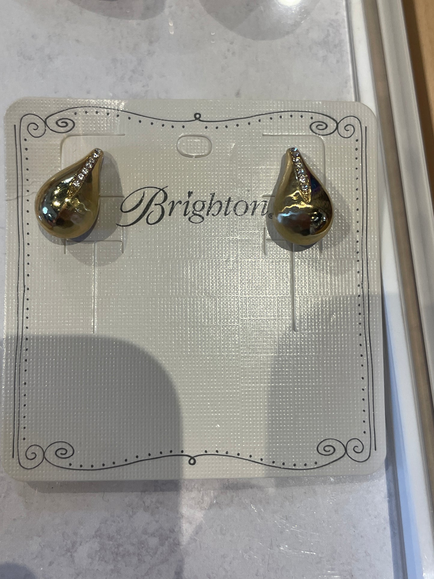 gold studs