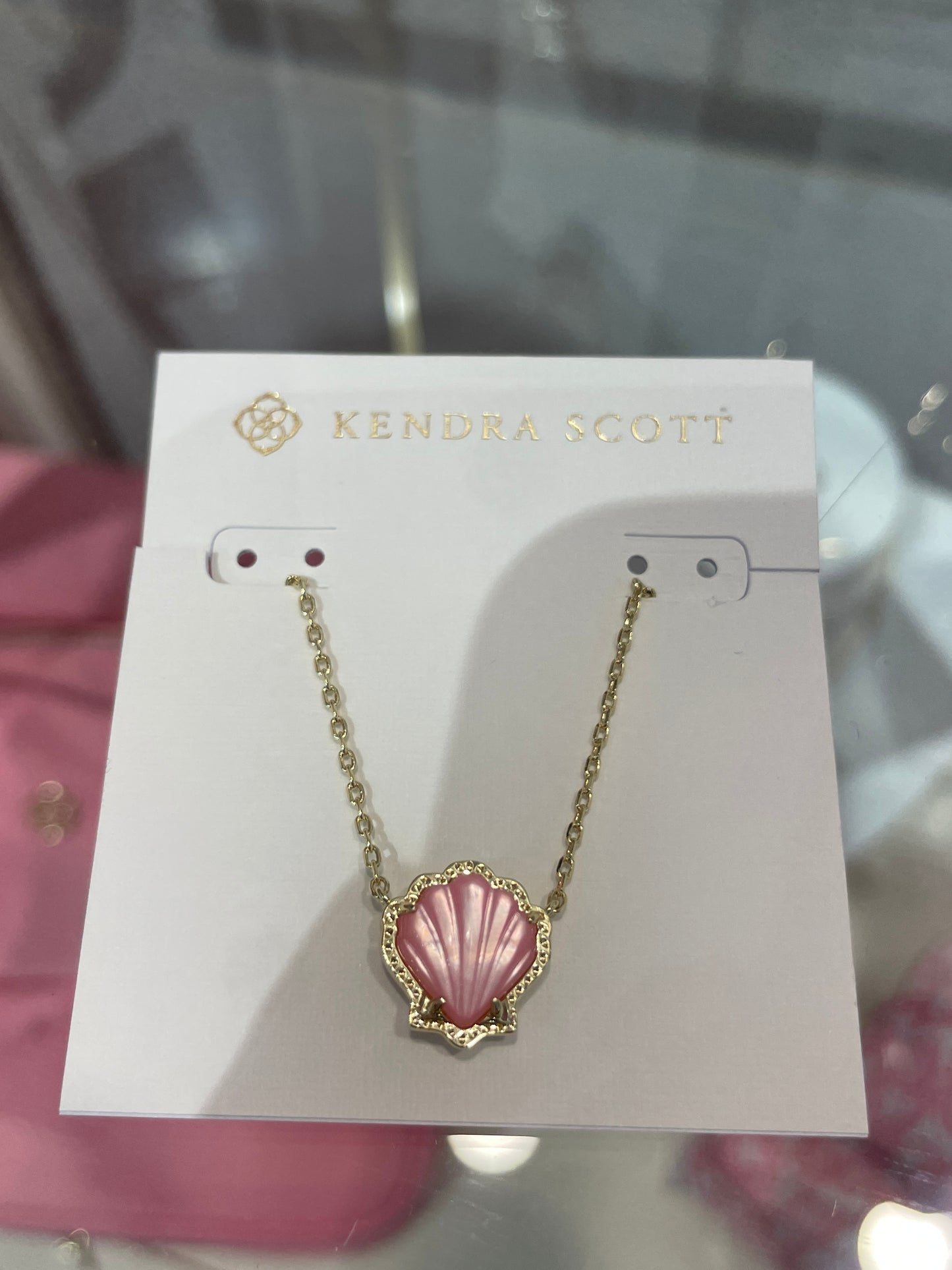 Brynne shell short pendant necklace