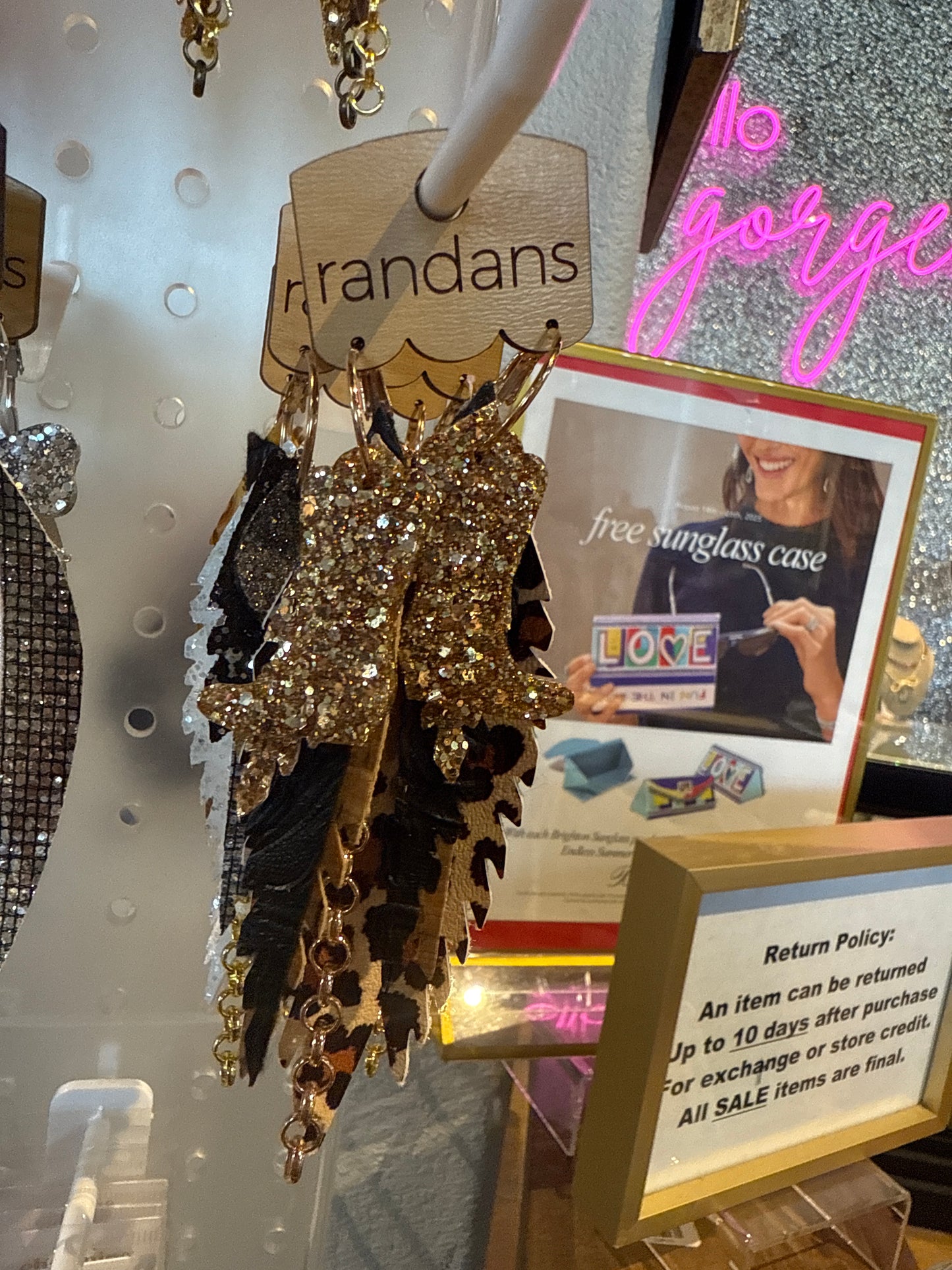 Feather detailed earrings