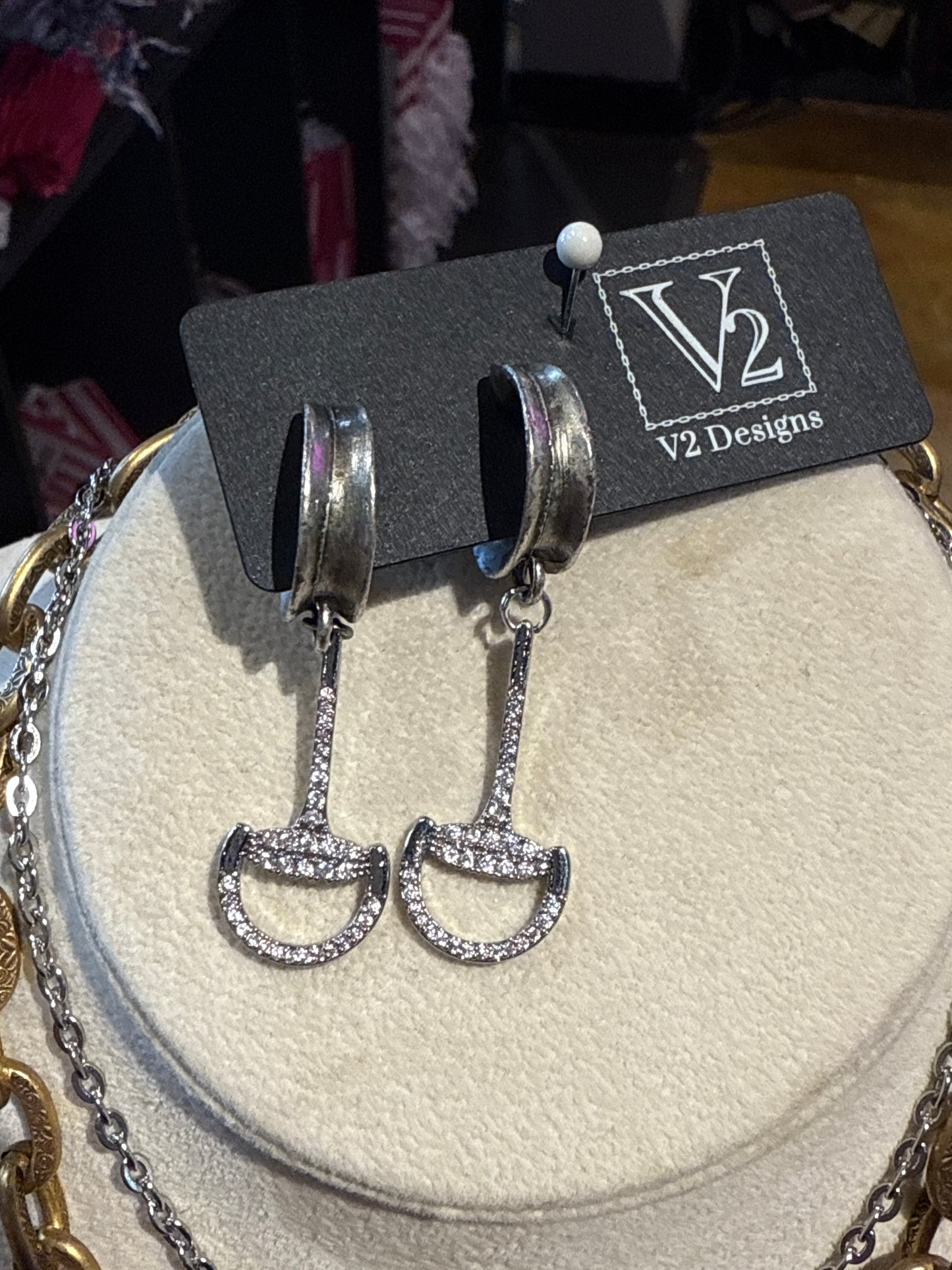 SILVER EARRINGS W/ DIAMONDS