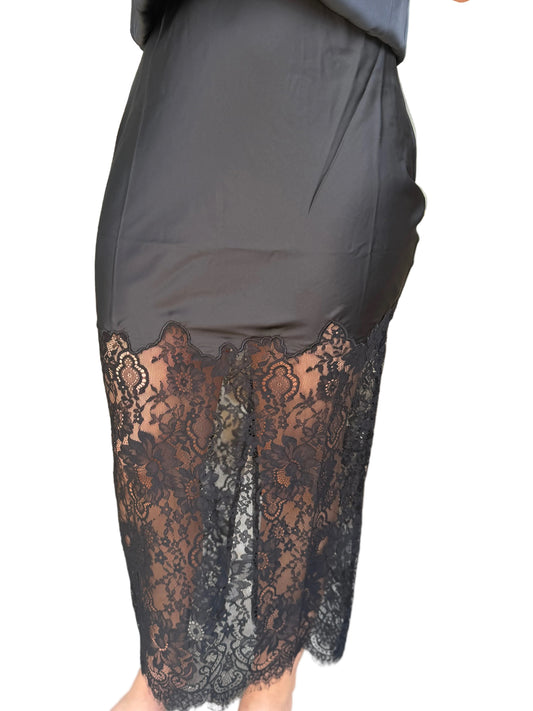 Black maxi skirt w/ lace