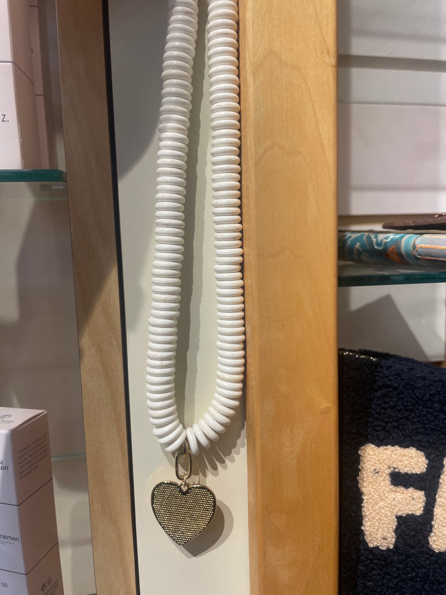 GRAND LOVE BEADED NECKLACE