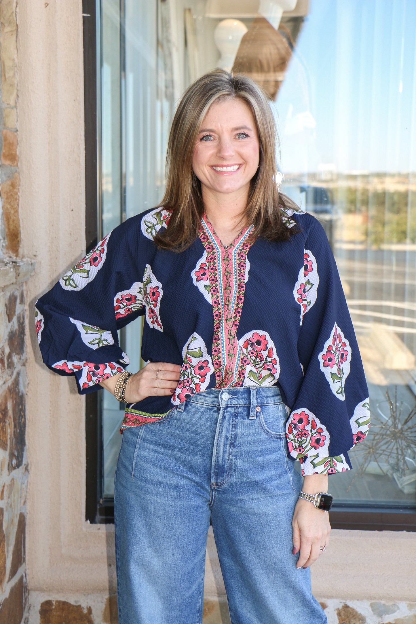 NAVY FLOWER PATCH PUFF SLEEVE TOP
