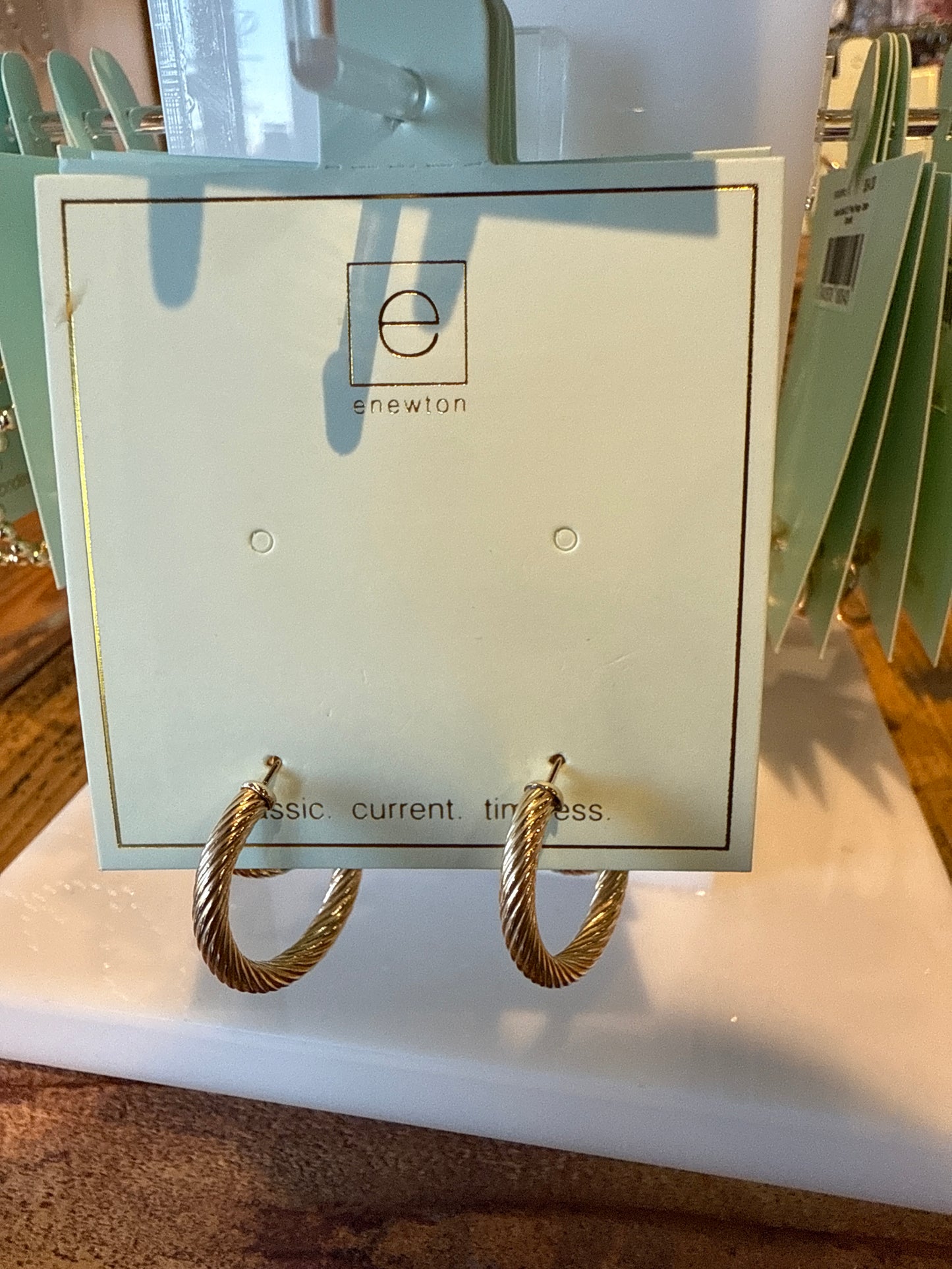 Post hoop round gold textured hoop