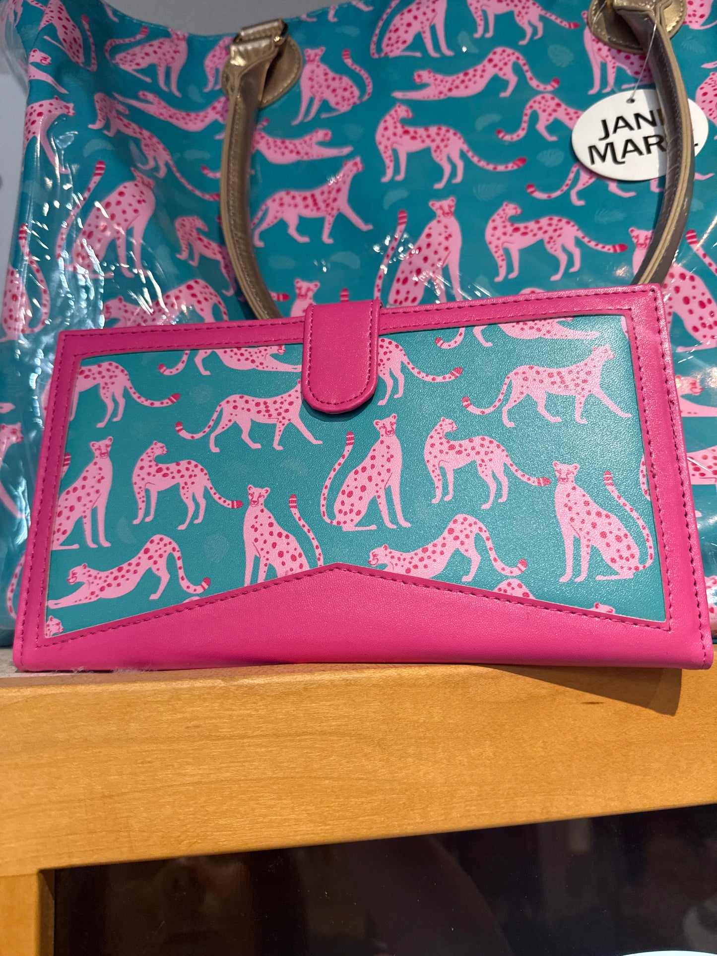 On the Move Wallet