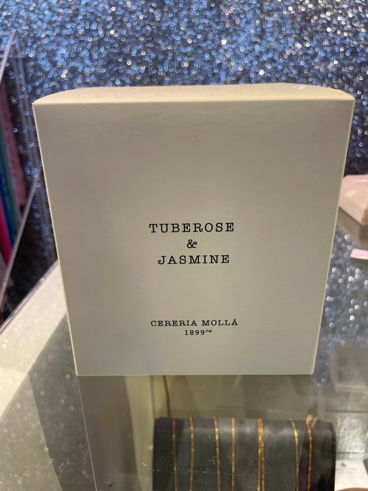 giant tuberose & jasmine candle