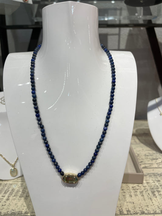 BEADED ELISA NCK GLD BLUE MIX