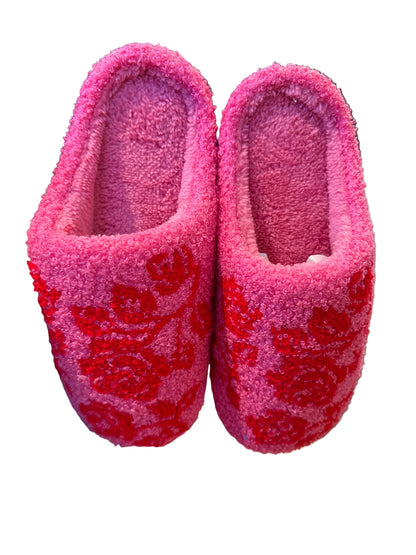 Printed slippers