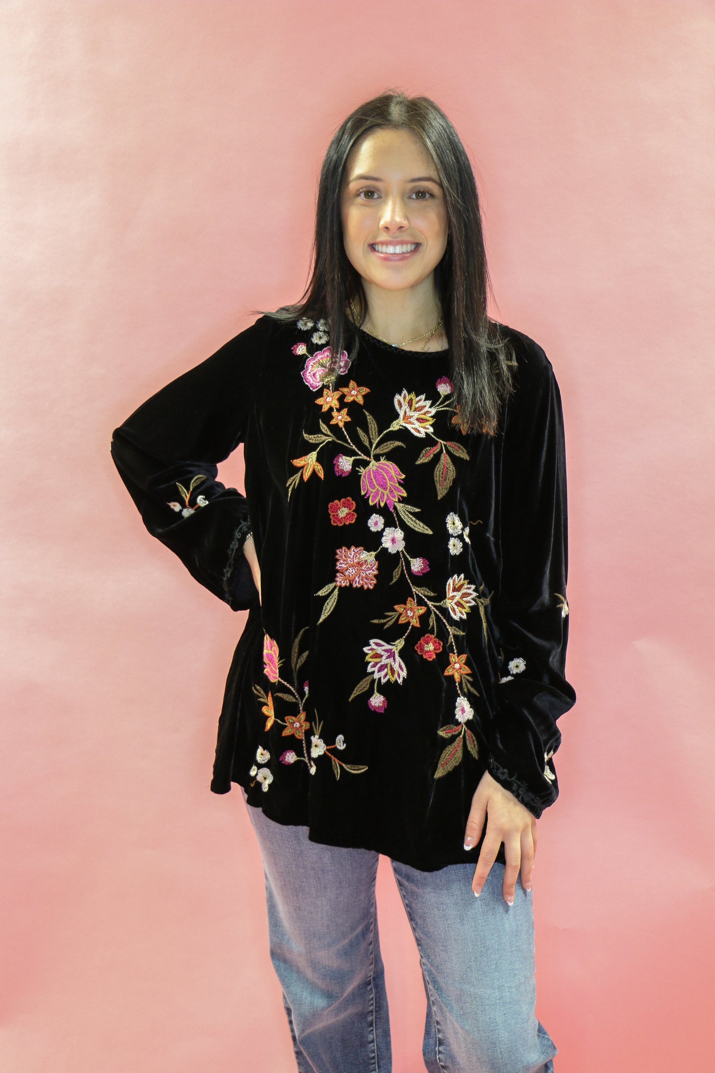 BLACK QUINN VELVET KIMONO SLEEVE TUNIC