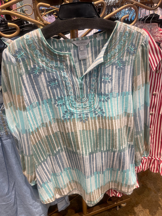 STRIPPED MULTI BLUE TOP W/ DETAIL COLLAR