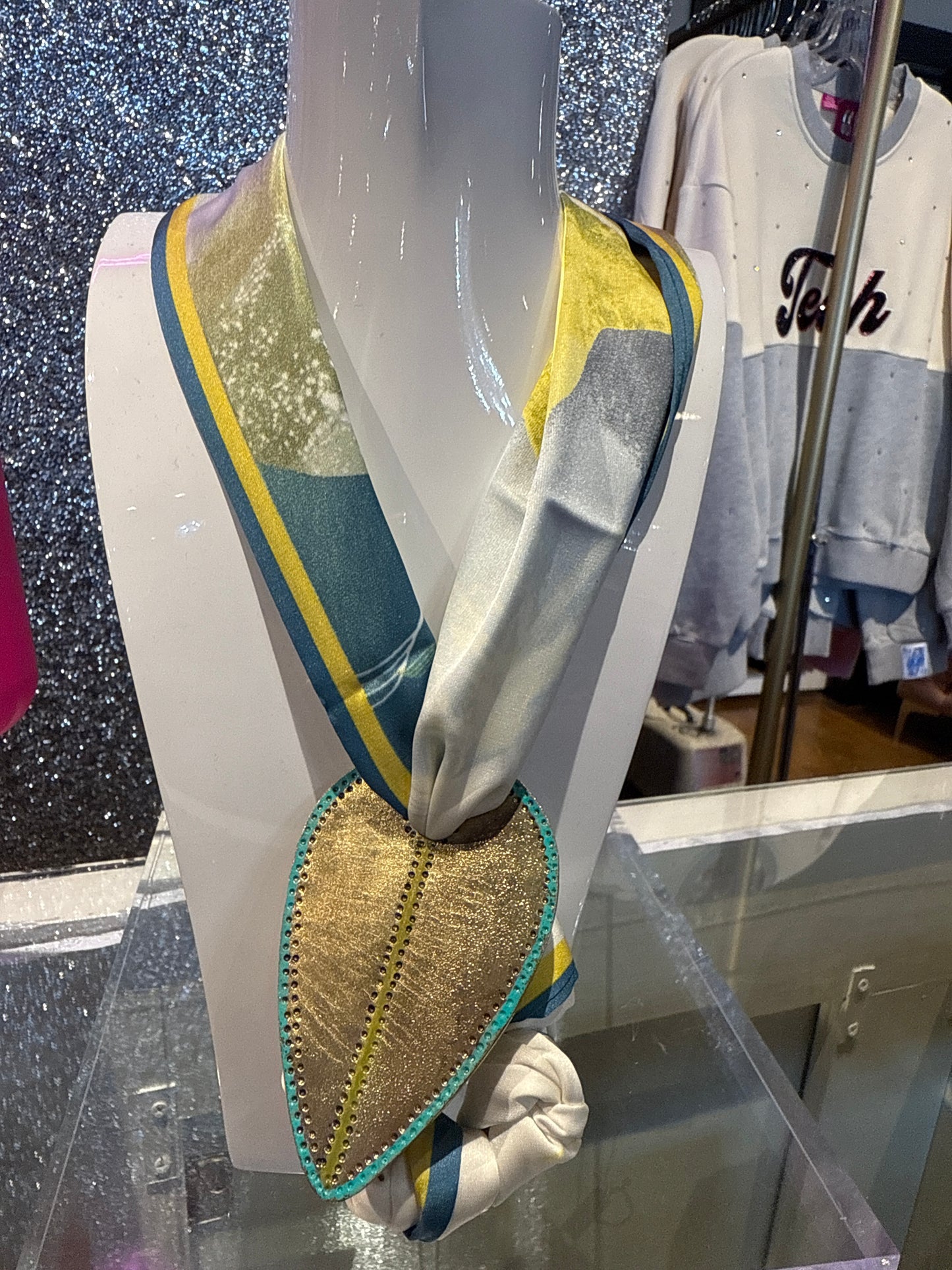 Feather scarf necklace