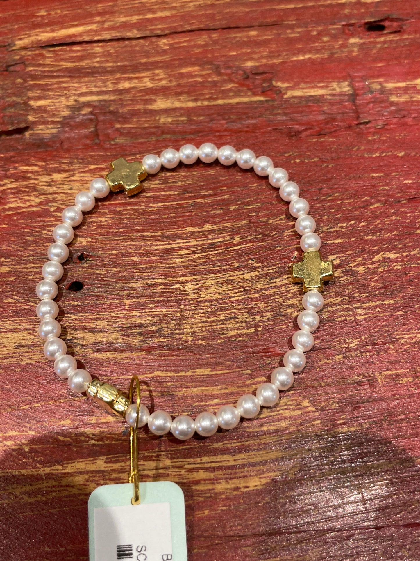 Signature Cross Pearl Pattern