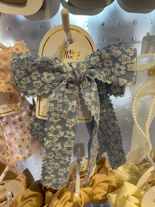 FLOWER SCALLOP HAIR BOW