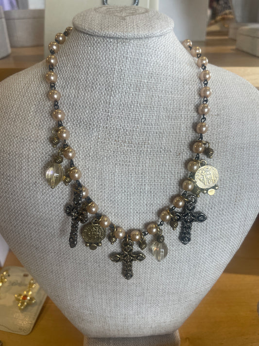 ISABELLA ROSARY NECKLACE