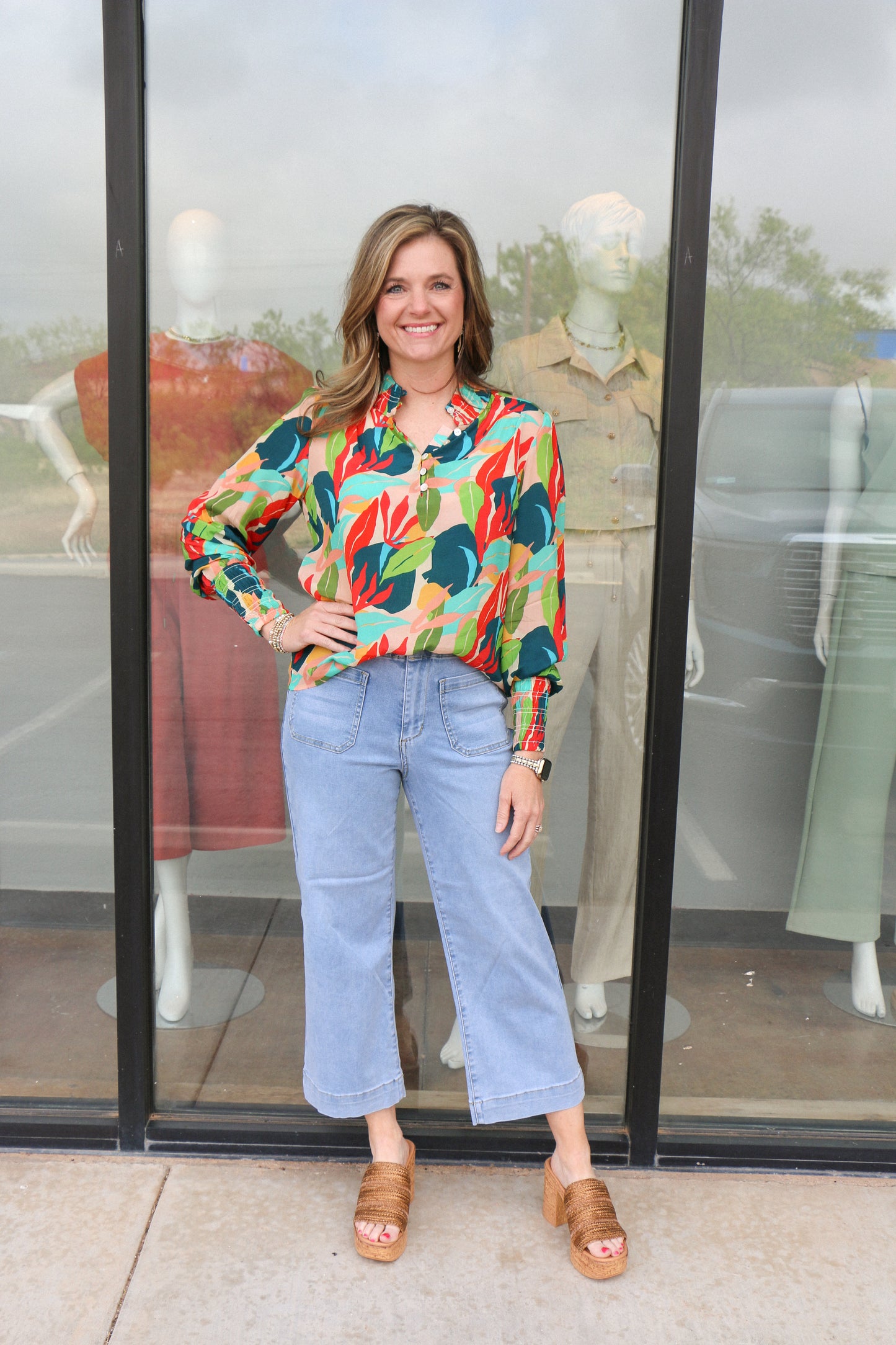 Cropped Wide Leg Pant W/Patch Pockets