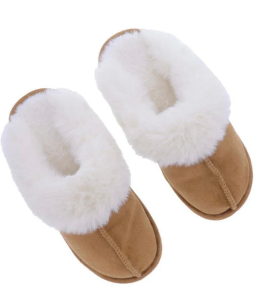 TAN SUEDE CLOSED TOE SLIPPER