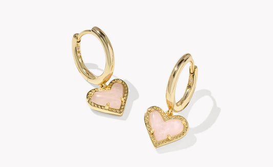 ARI HEART HUGGE EARRING
