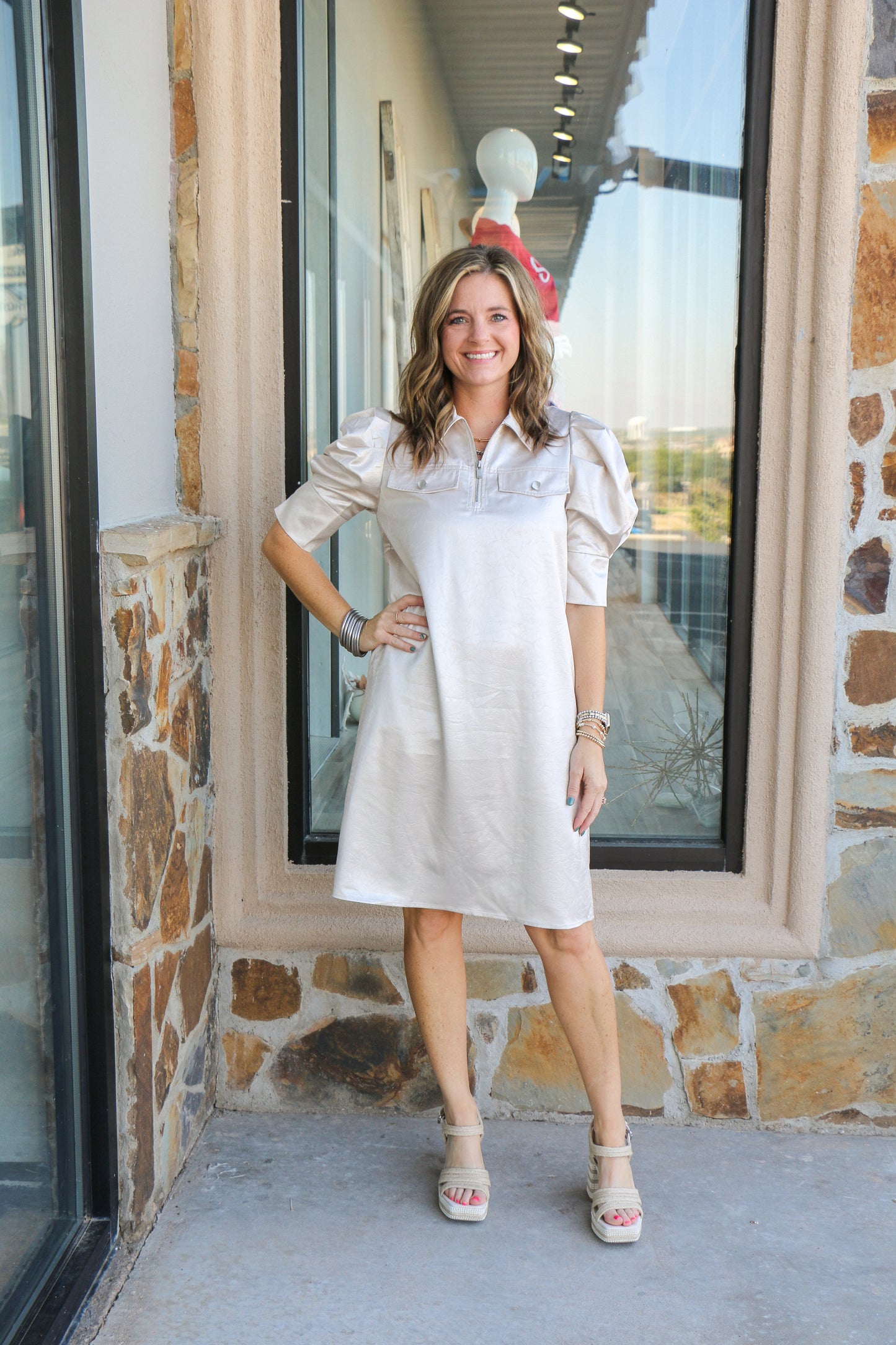 Half zip dress w/ puff sleeve