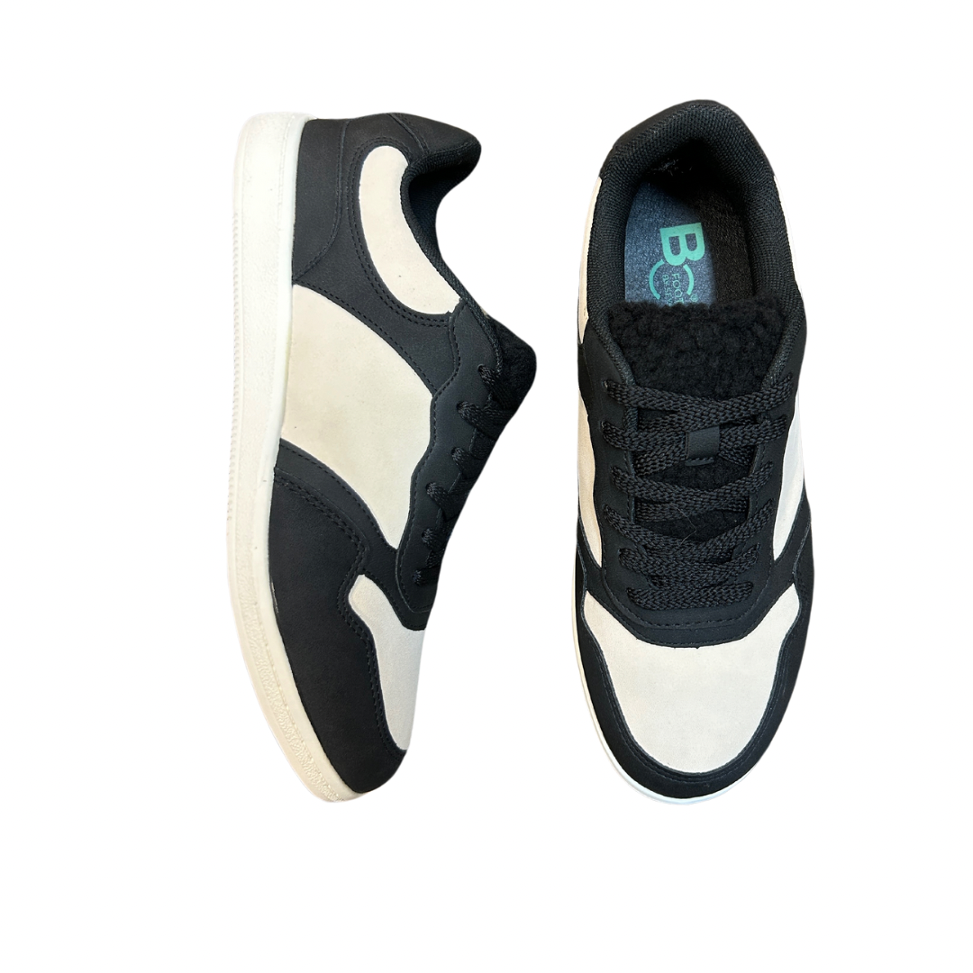 PAPER PLANES tennis shoes
